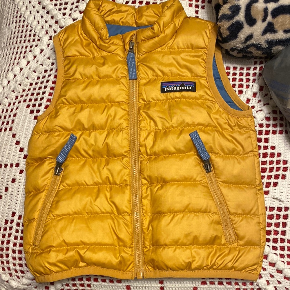 6-12 months Patagonia vest